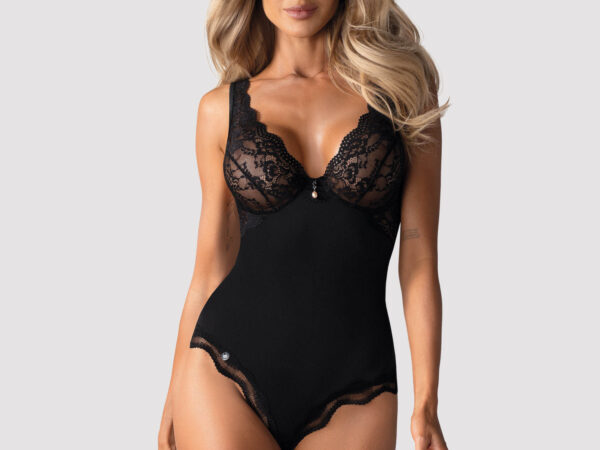 Czarne koronkowe body z fiszbinami i elastycznym tułowiem Obsessive Luvae przód na modelce